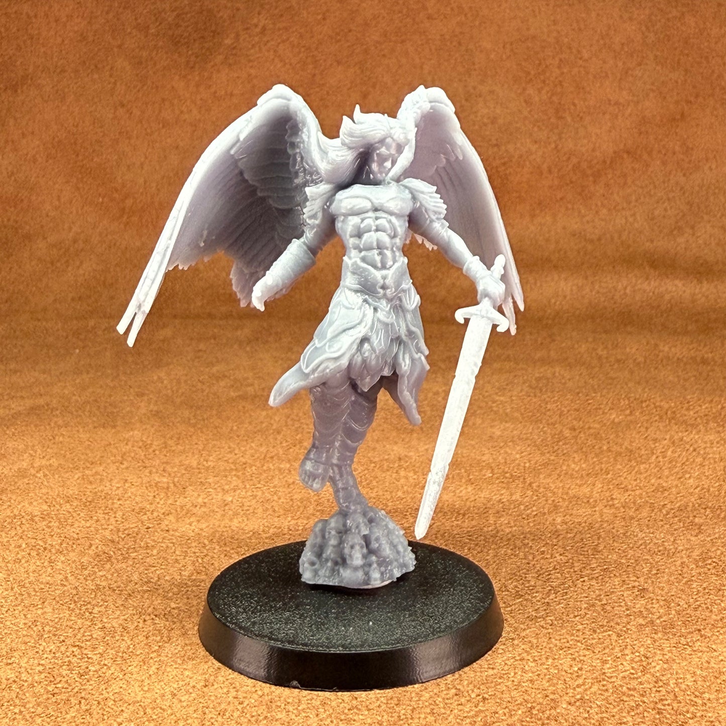 angels 32mm scale resin miniature figure for dungeons and dragons