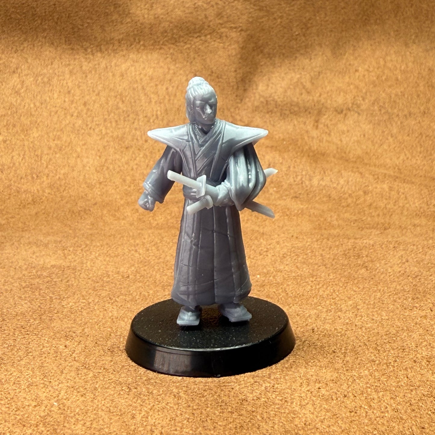 32mm scale miniature medieval fantasy Japanese resin models on plastic bases