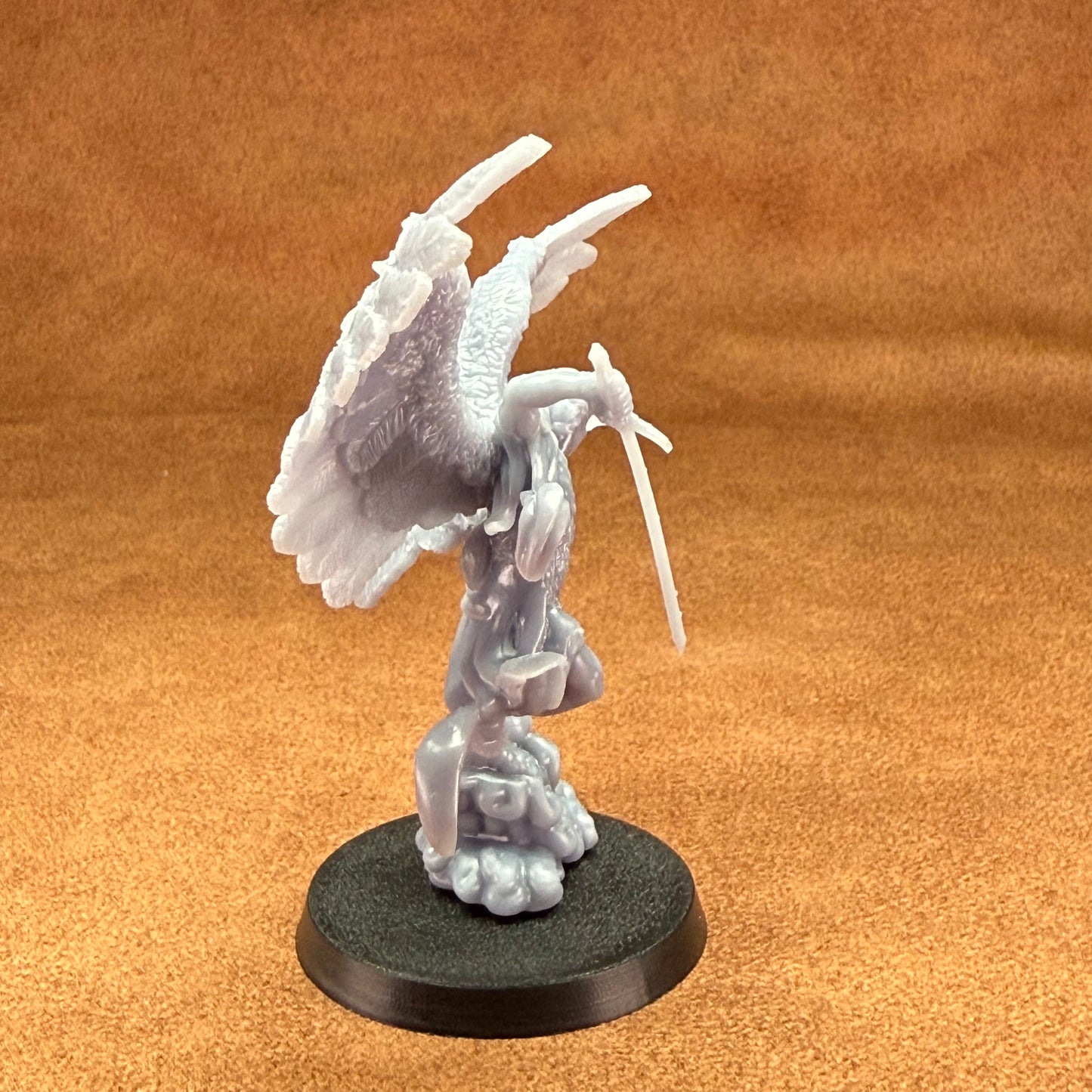 angels 32mm scale resin miniature figure for dungeons and dragons