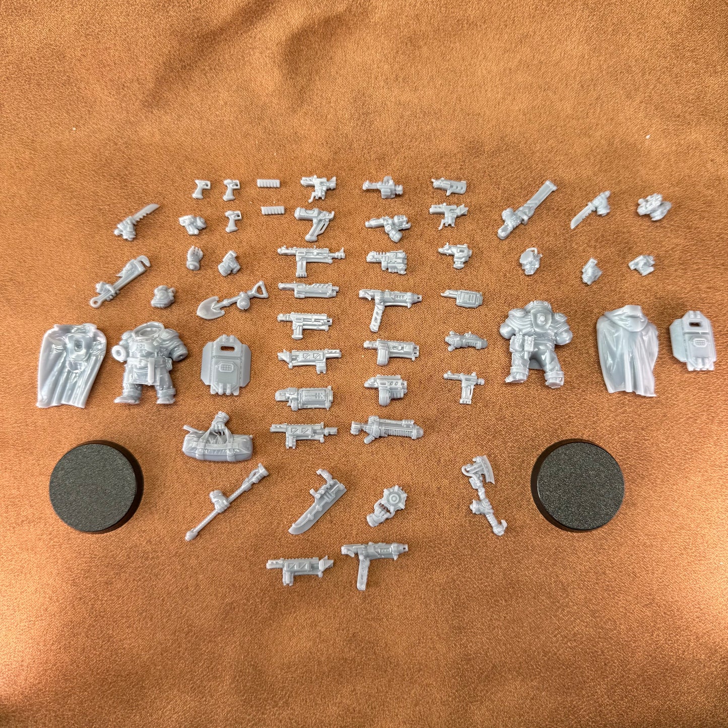 Space Dwarf roughnecks 32mm scale miniature model mining picks soldiers votann android robot