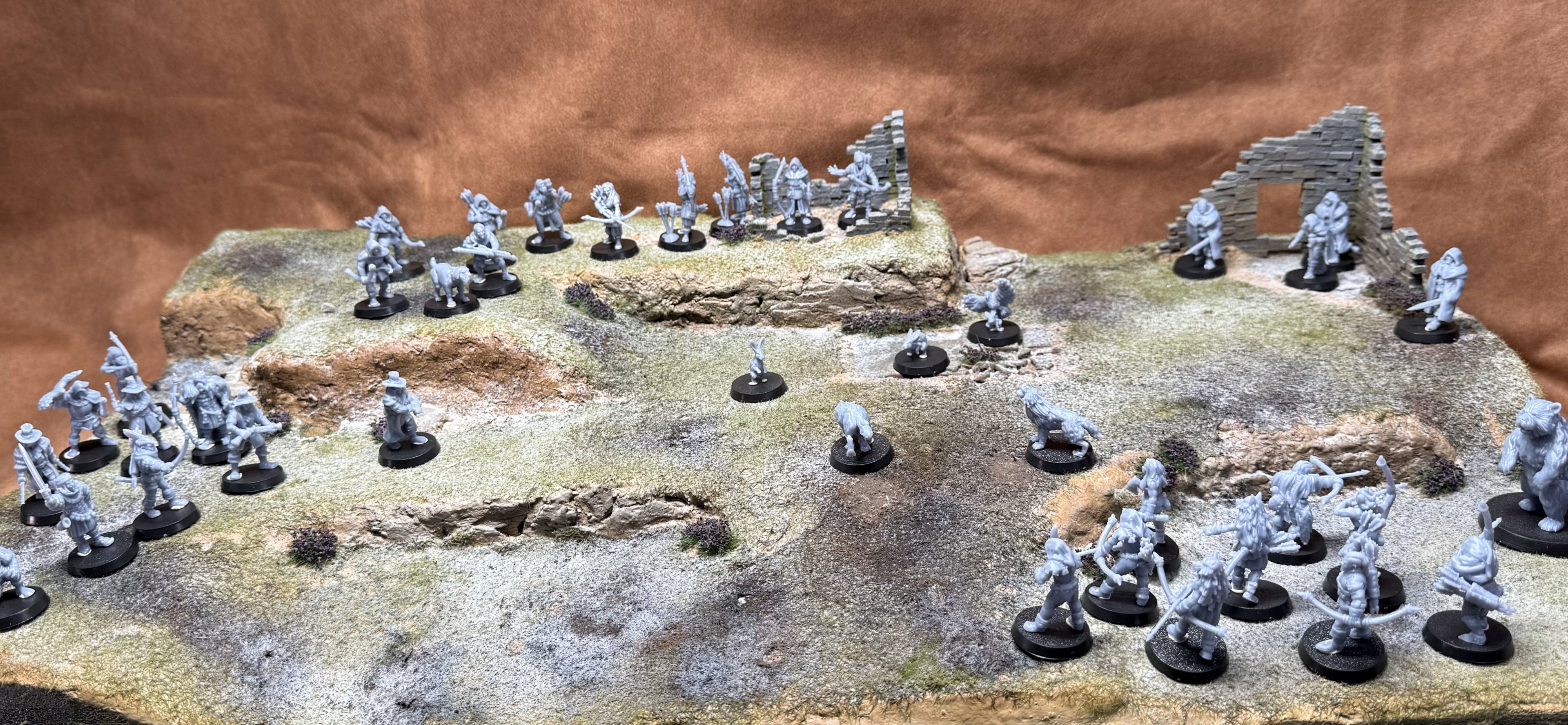 Royal Hunt 28mm resin miniature figures archers poachers hunters animals