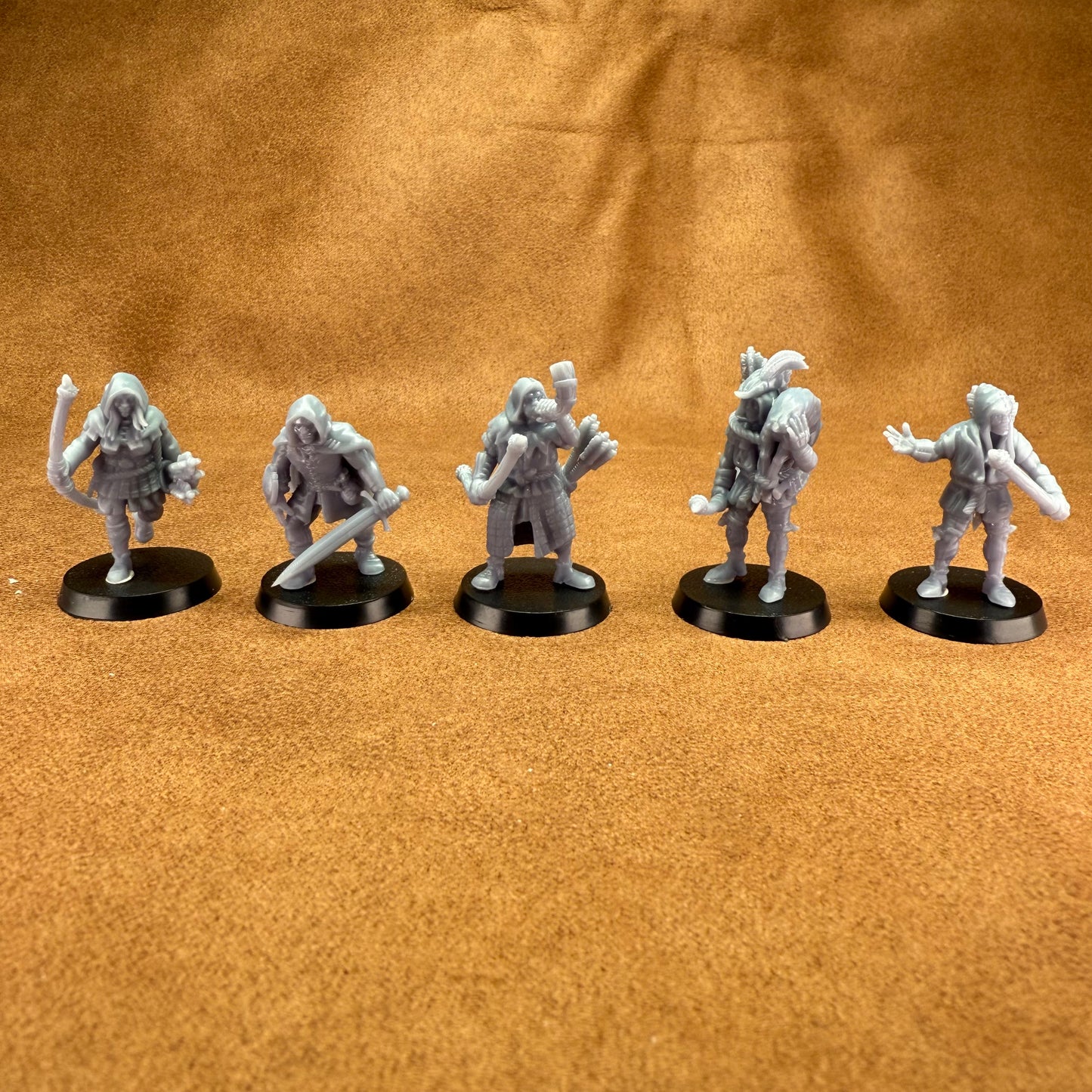 5 resin 28mm male and female medieval archers on plastic bases miniatures