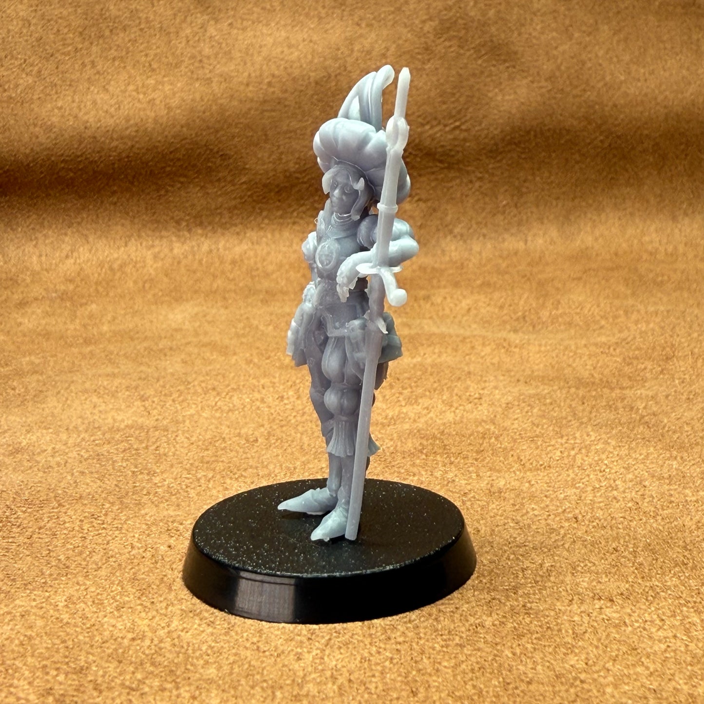 medieval knights 32mm scale resin miniature figure for dungeons and dragons