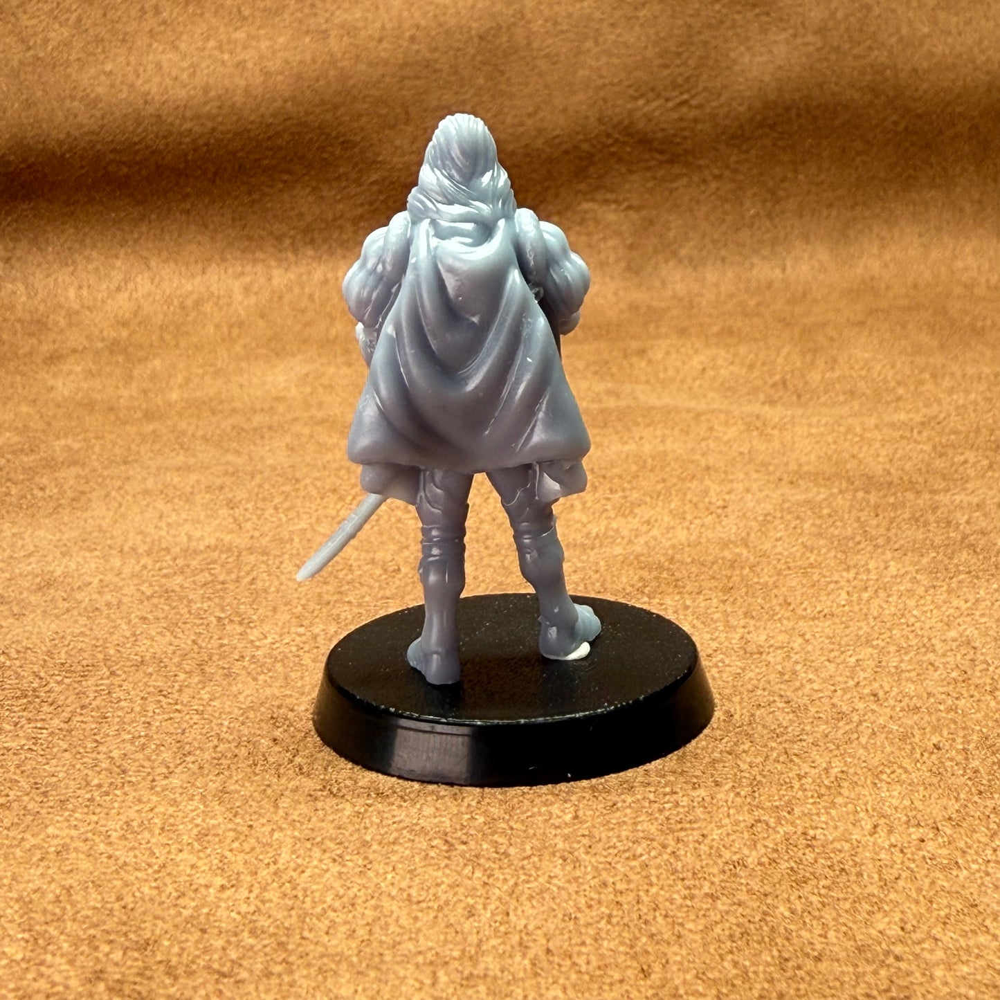 medieval knights 32mm scale resin miniature figure for dungeons and dragons