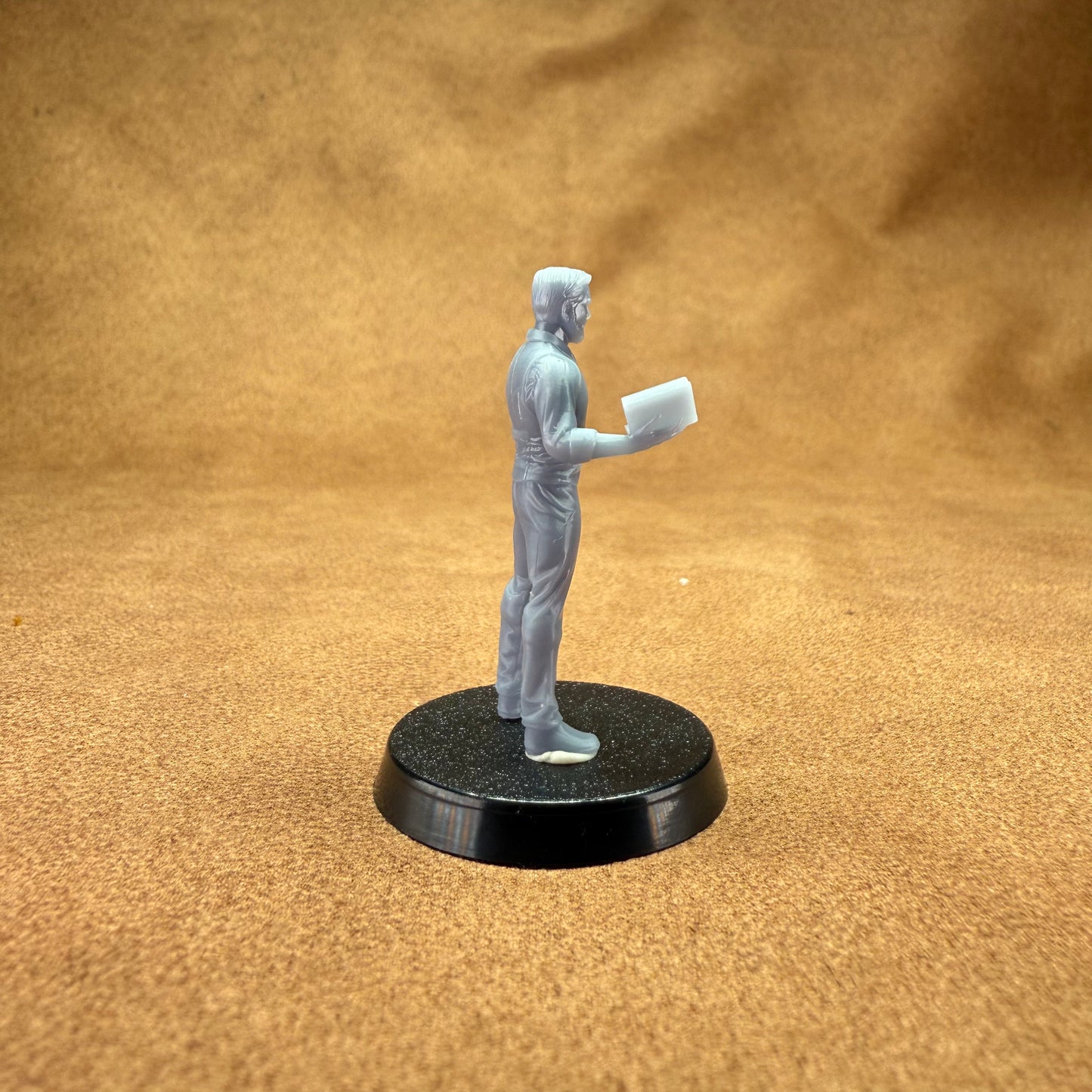 book keeper 32mm scale resin miniature figure for dungeons and dragons