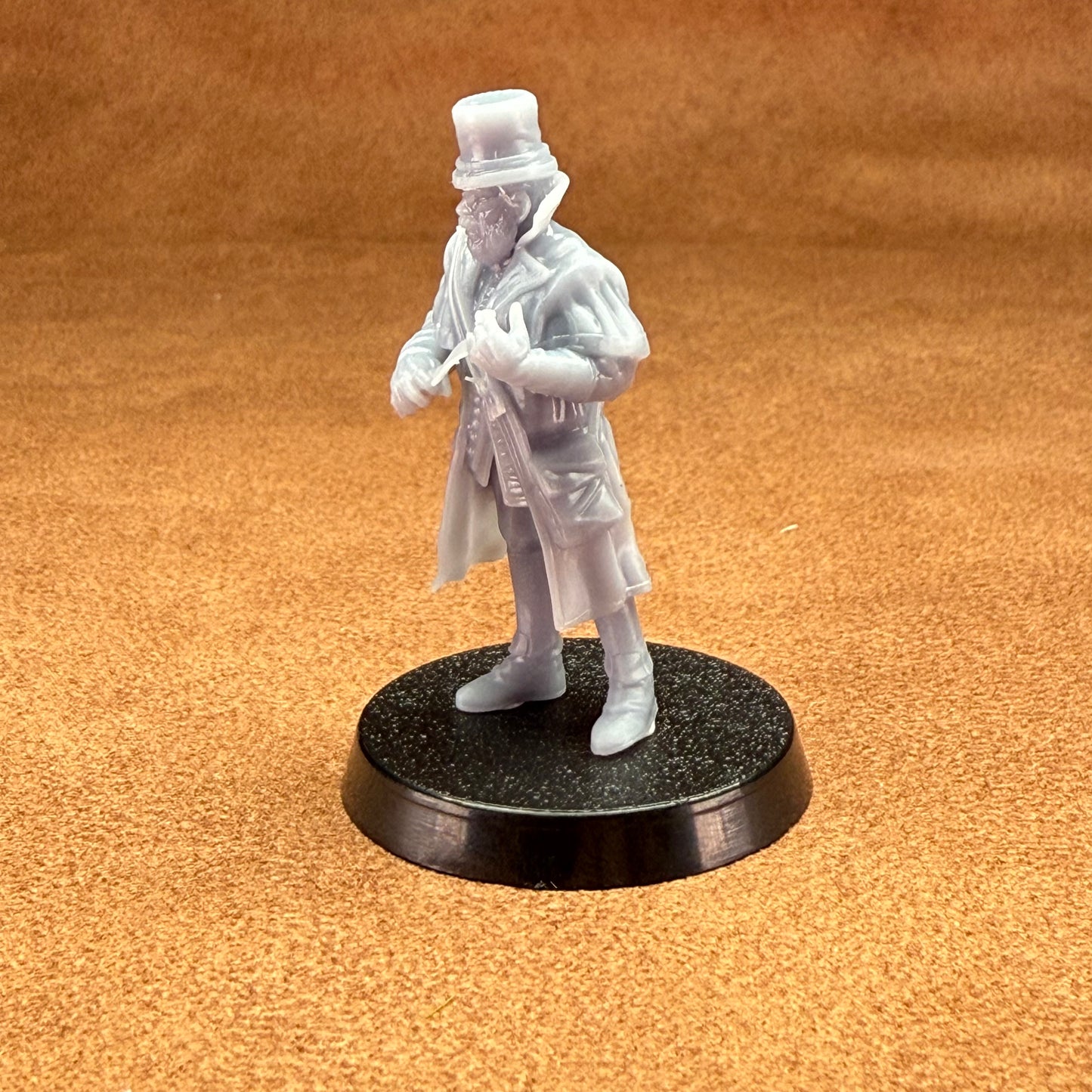 cowboy vampire slayer 32mm scale resin miniature figure for dungeons and dragons