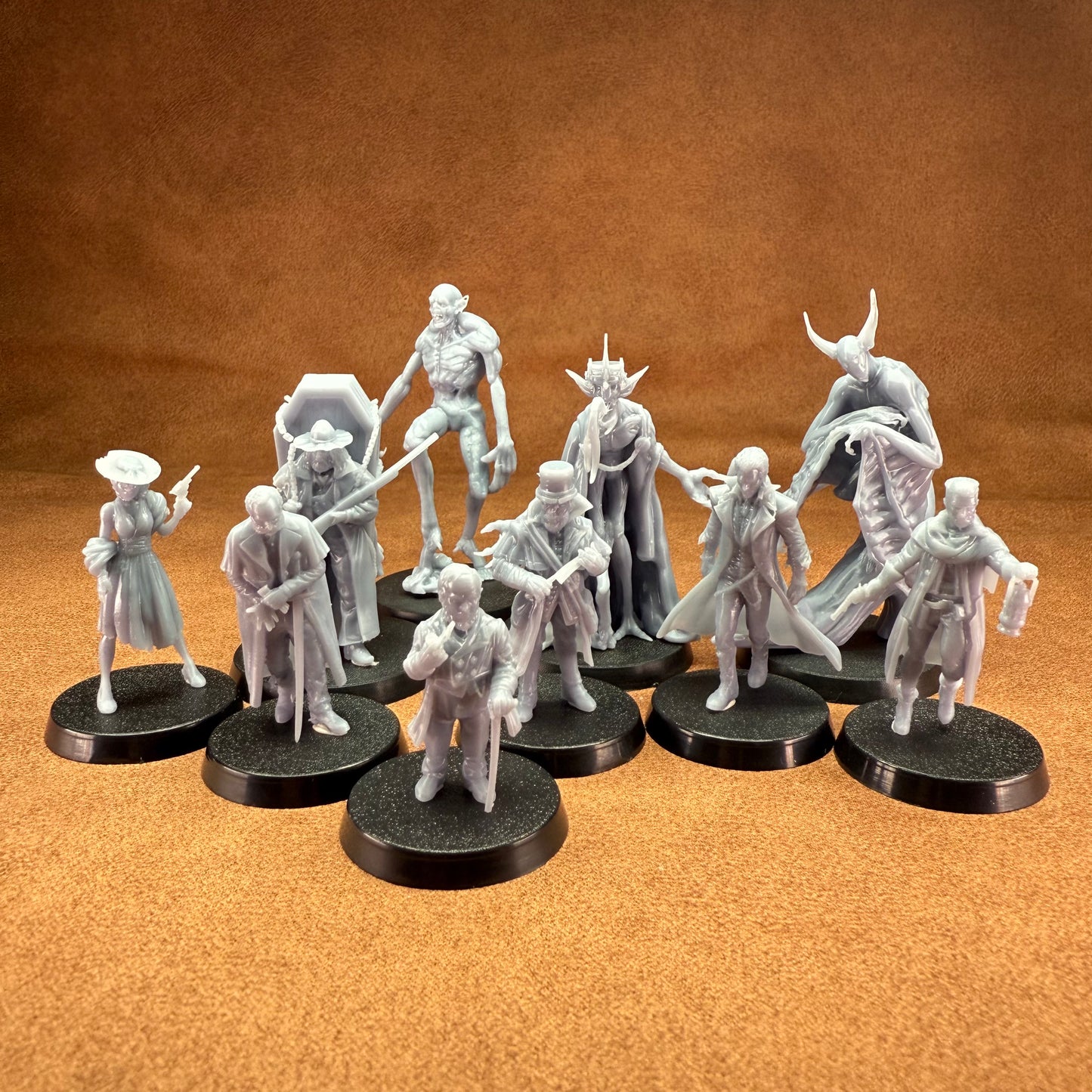 cowboy vampire slayer 32mm scale resin miniature figure for dungeons and dragons