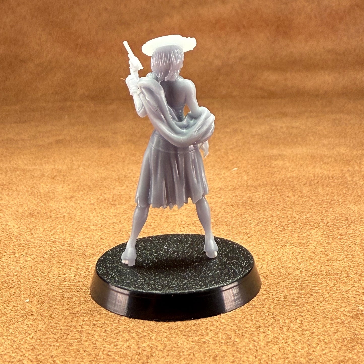 cowboy vampire slayer 32mm scale resin miniature figure for dungeons and dragons