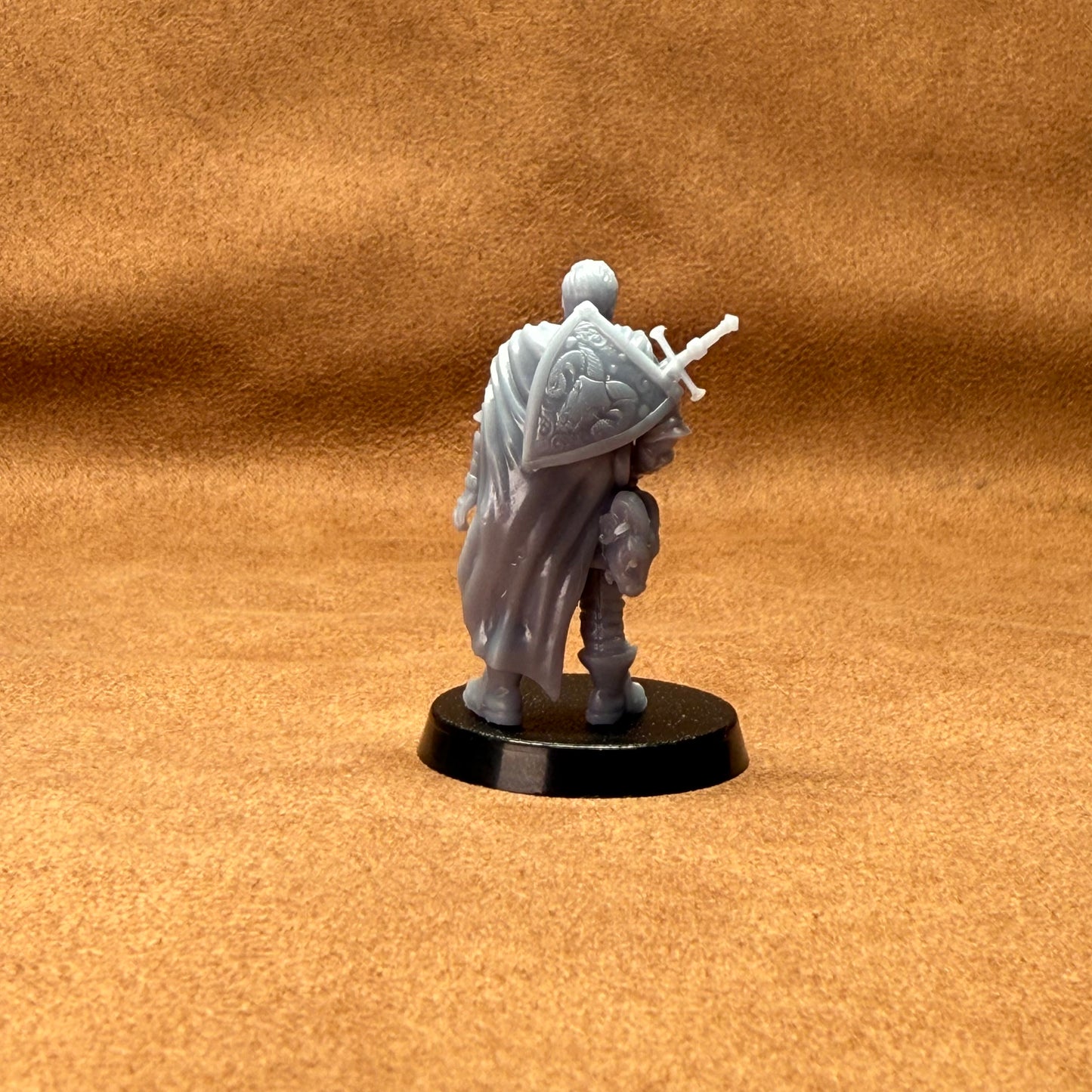 medieval knights 32mm scale resin miniature figure for dungeons and dragons