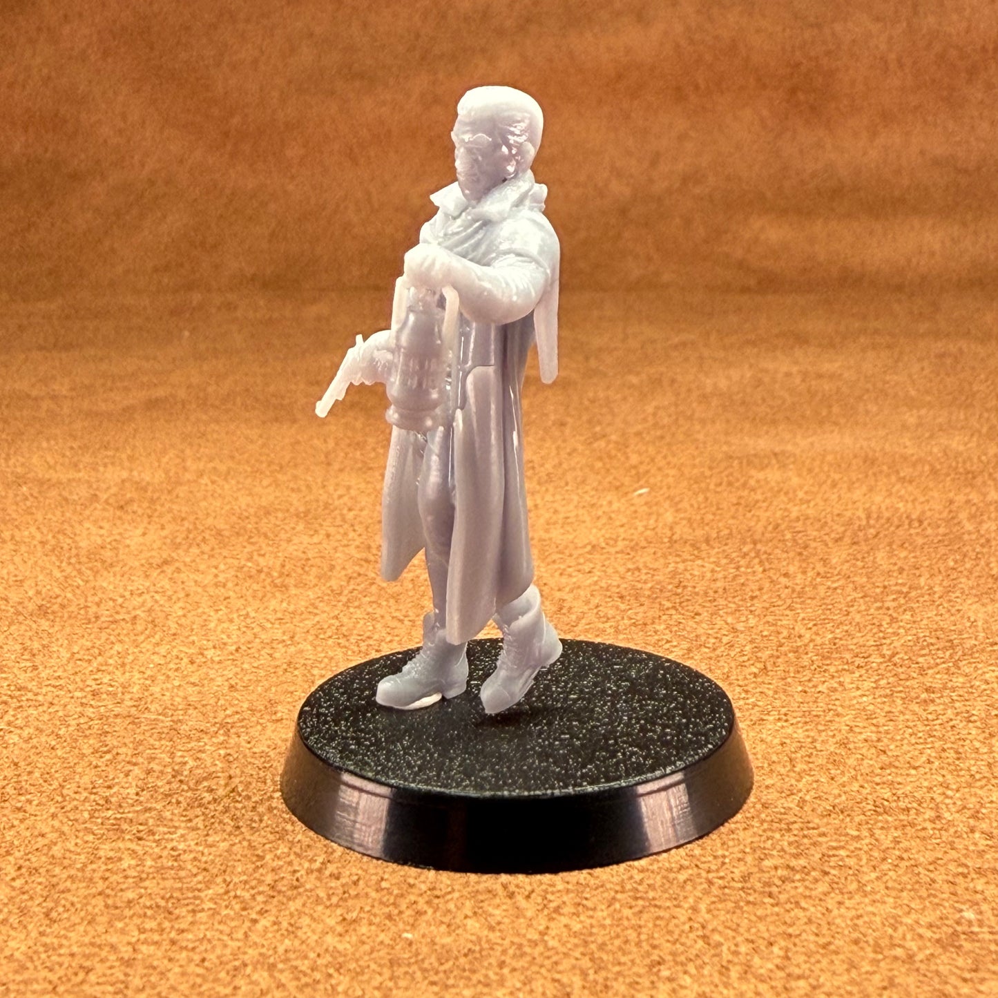 cowboy vampire slayer 32mm scale resin miniature figure for dungeons and dragons