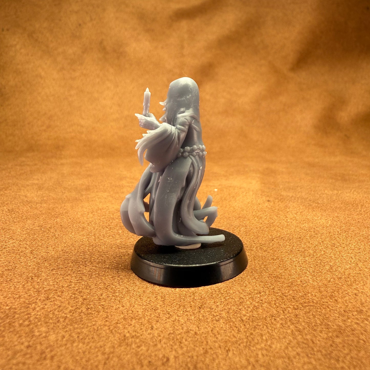 ghost 32mm scale resin miniature figure for dungeons and dragons