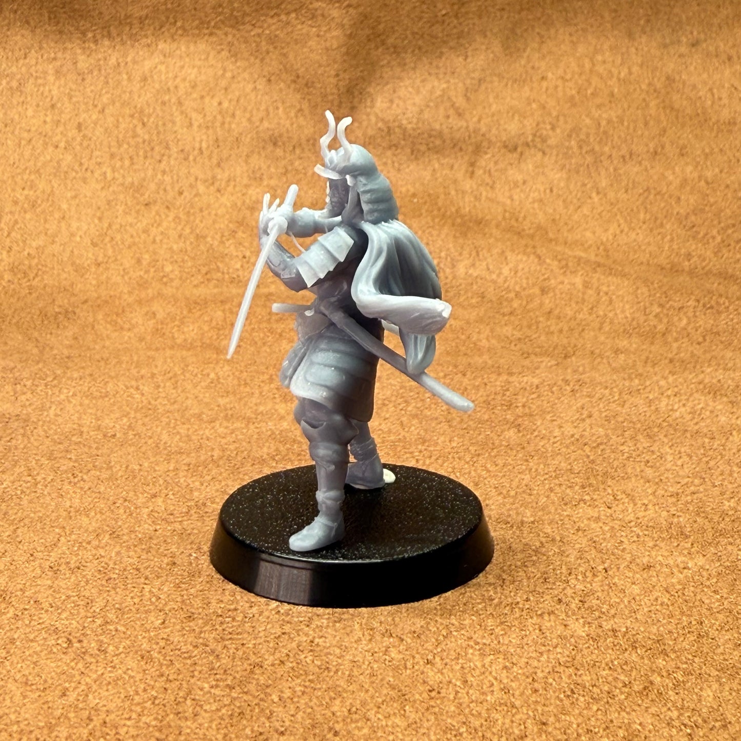 japenese samurai 32mm scale resin miniature figure for dungeons and dragons
