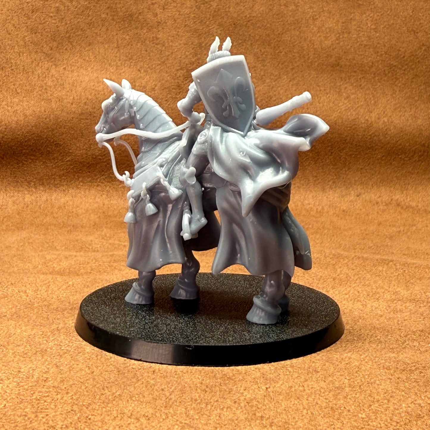 medieval knights 32mm scale resin miniature figure for dungeons and dragons