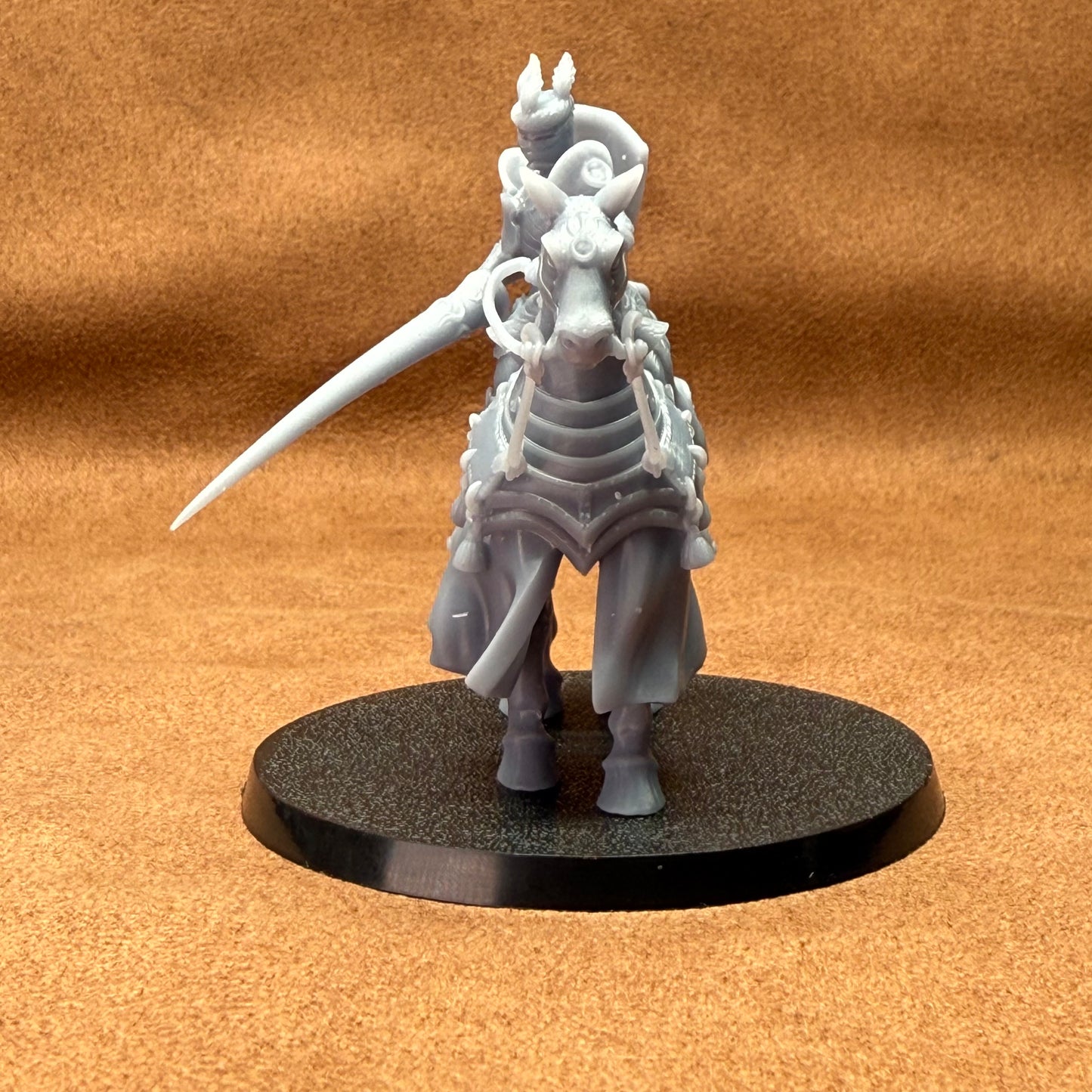 medieval knights 32mm scale resin miniature figure for dungeons and dragons