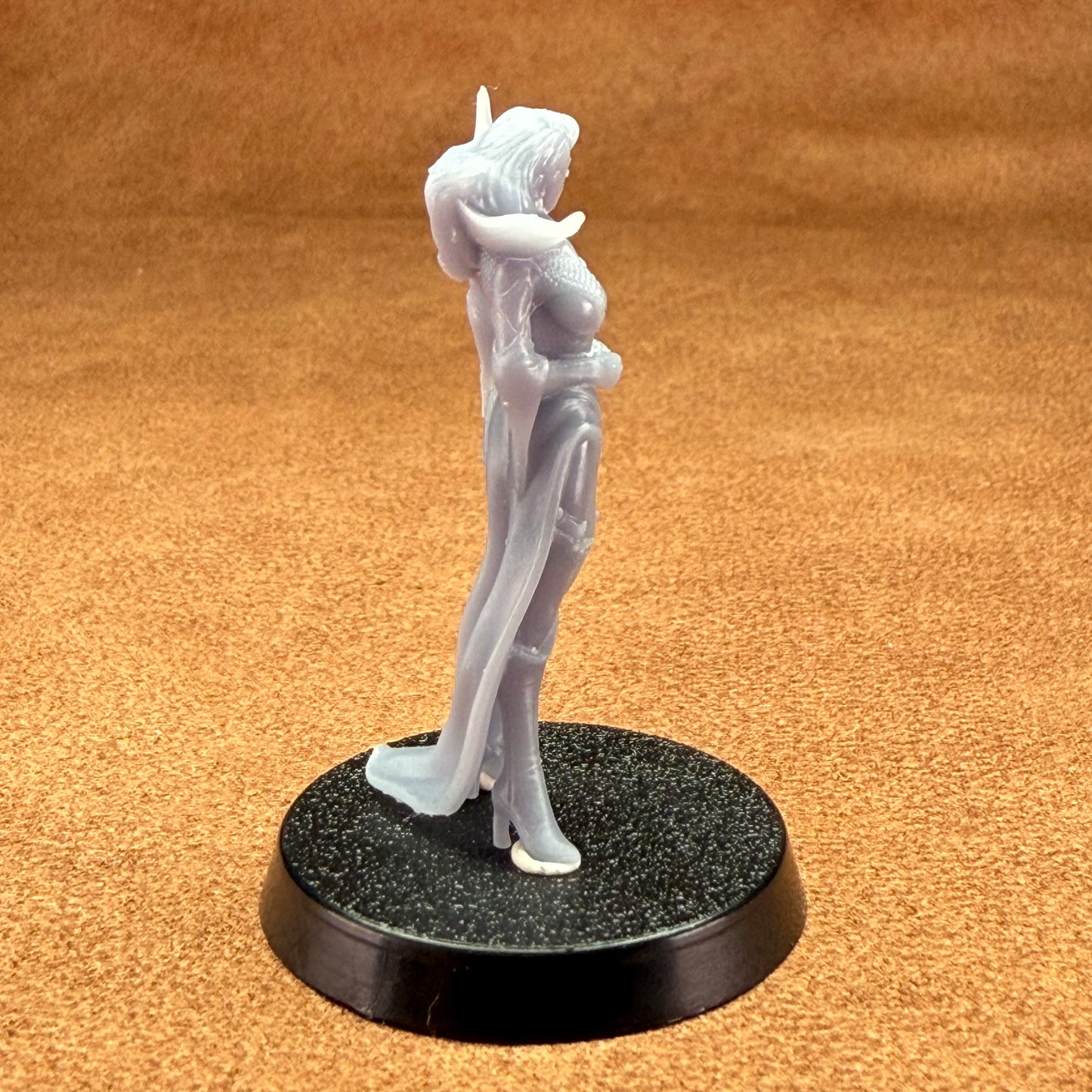 angels 32mm scale resin miniature figure for dungeons and dragons