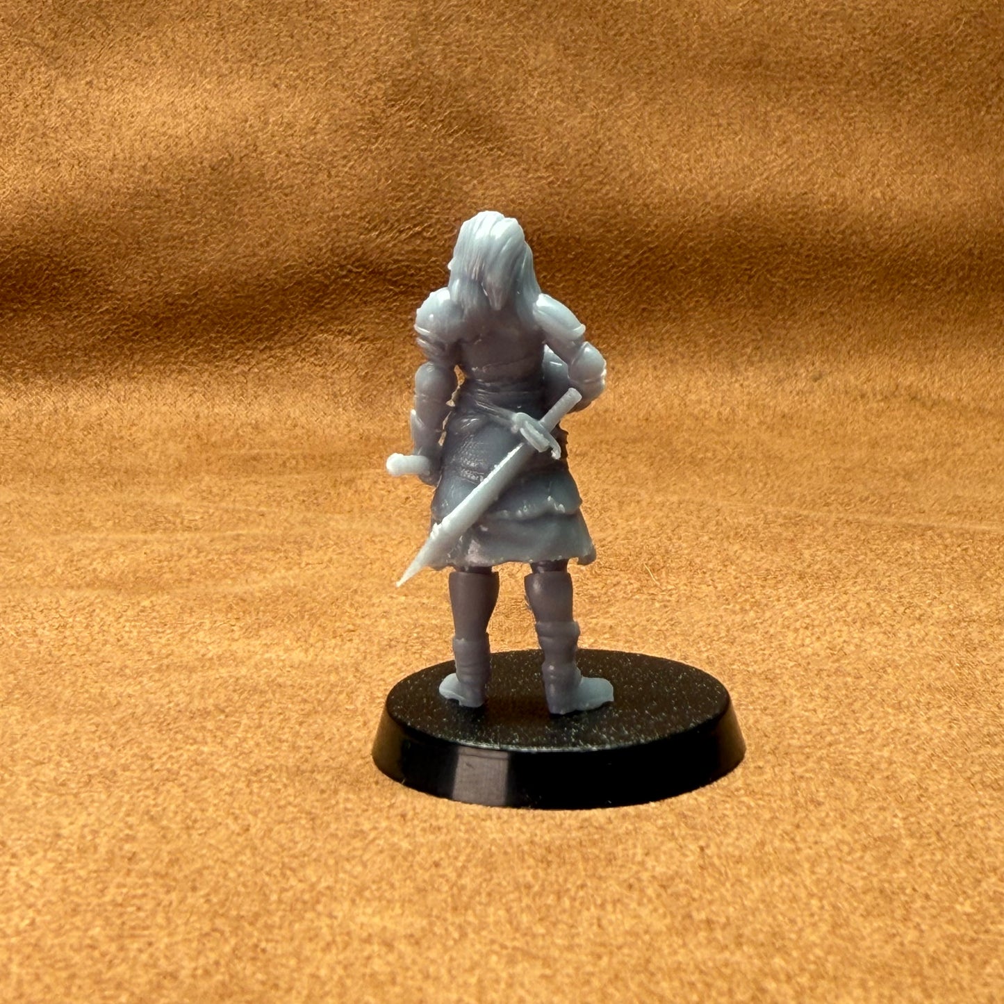 medieval knights 32mm scale resin miniature figure for dungeons and dragons