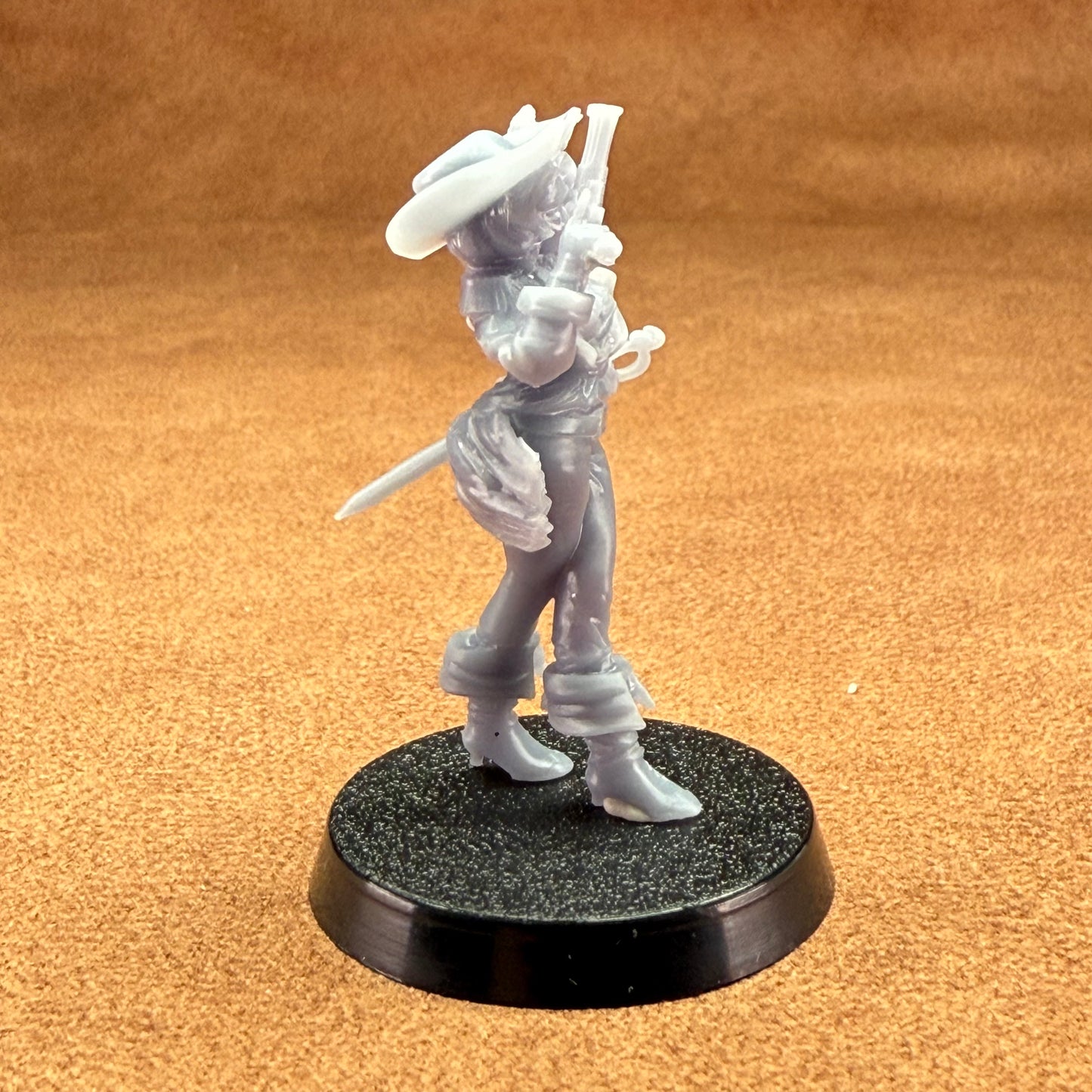 Pirate 32mm scale resin miniature figure for dungeons and dragons