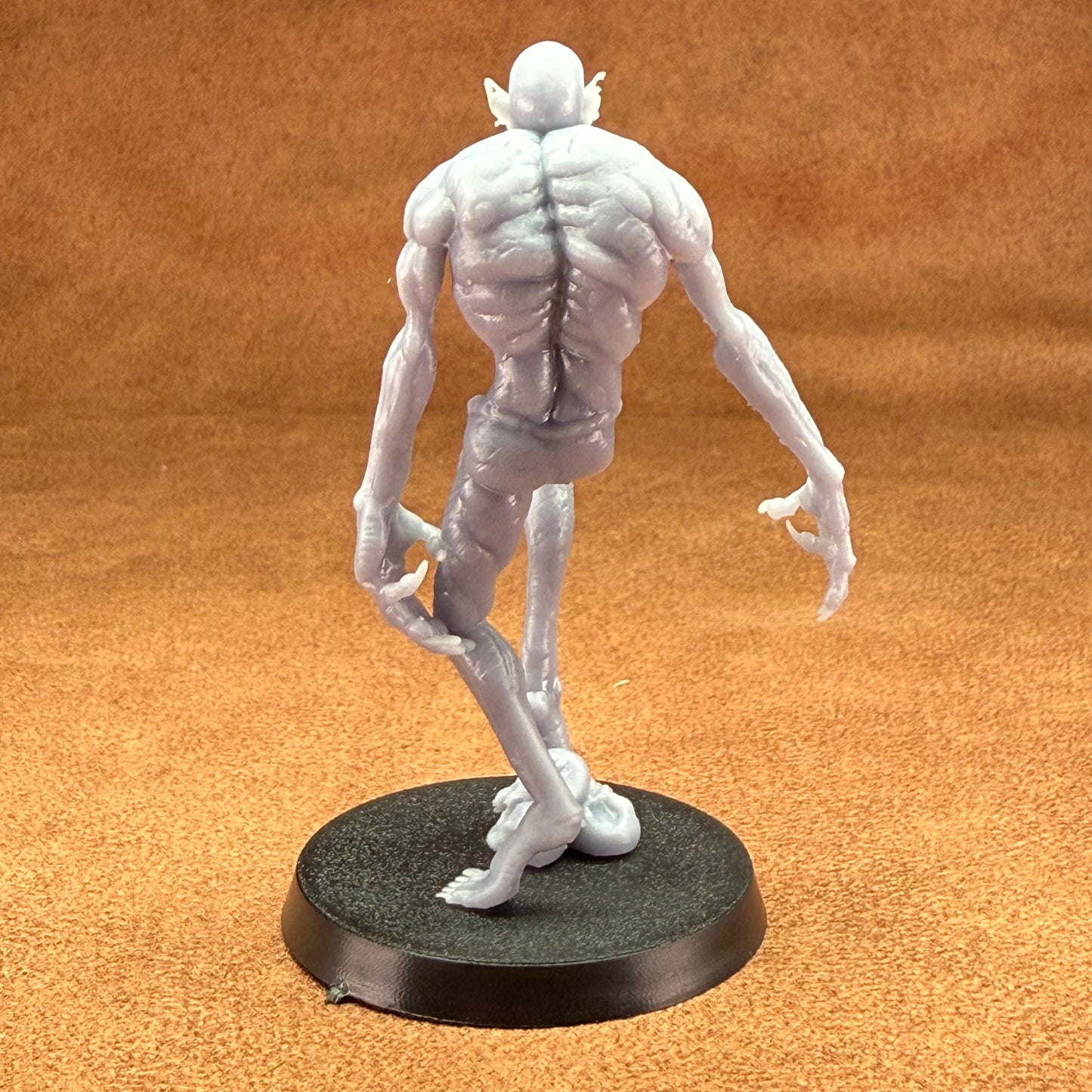 cowboy vampire slayer 32mm scale resin miniature figure for dungeons and dragons