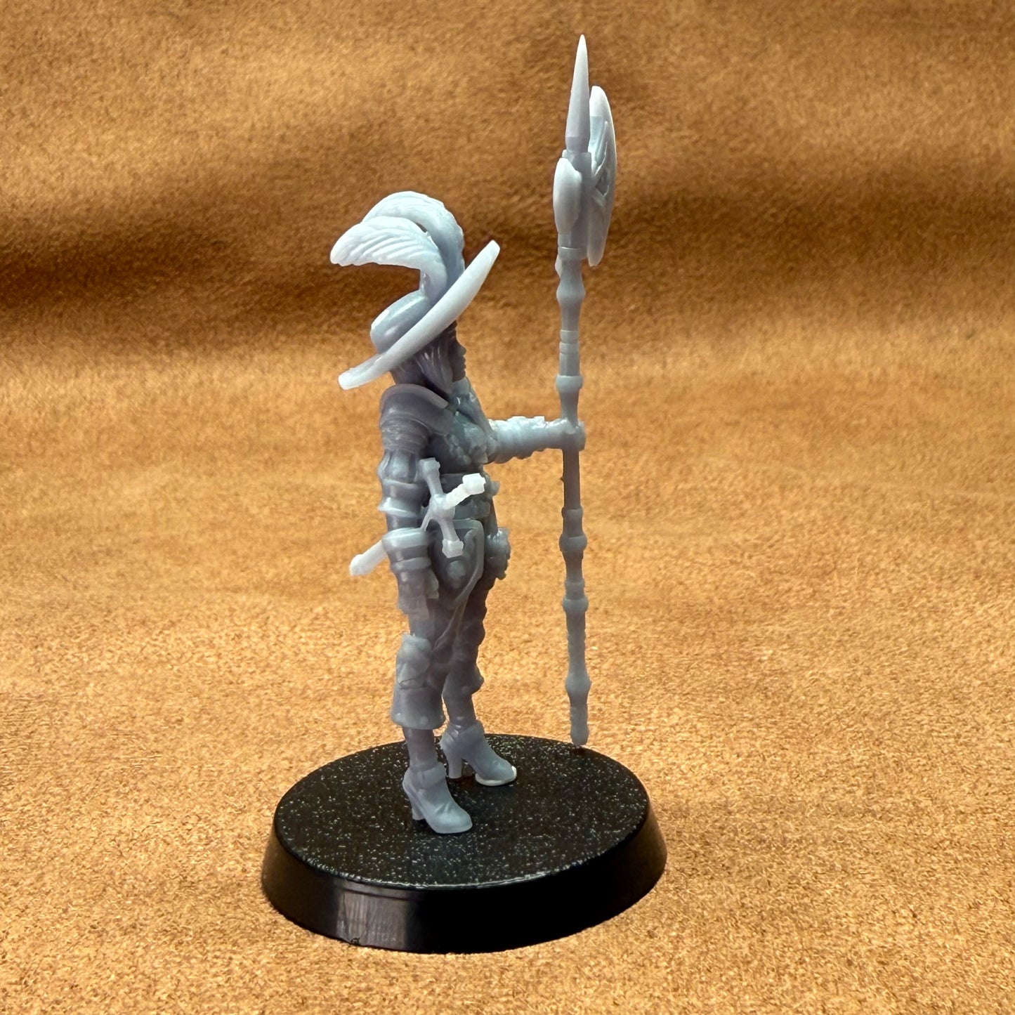 medieval knights 32mm scale resin miniature figure for dungeons and dragons