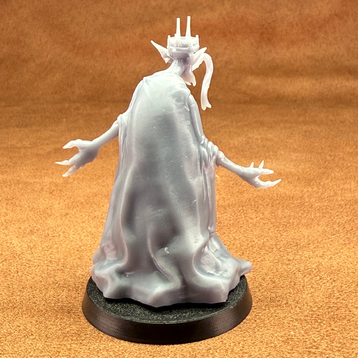 cowboy vampire slayer 32mm scale resin miniature figure for dungeons and dragons