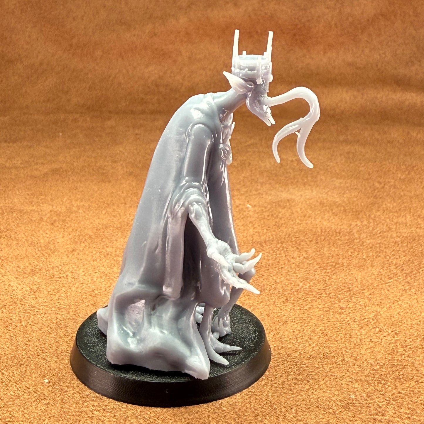 cowboy vampire slayer 32mm scale resin miniature figure for dungeons and dragons