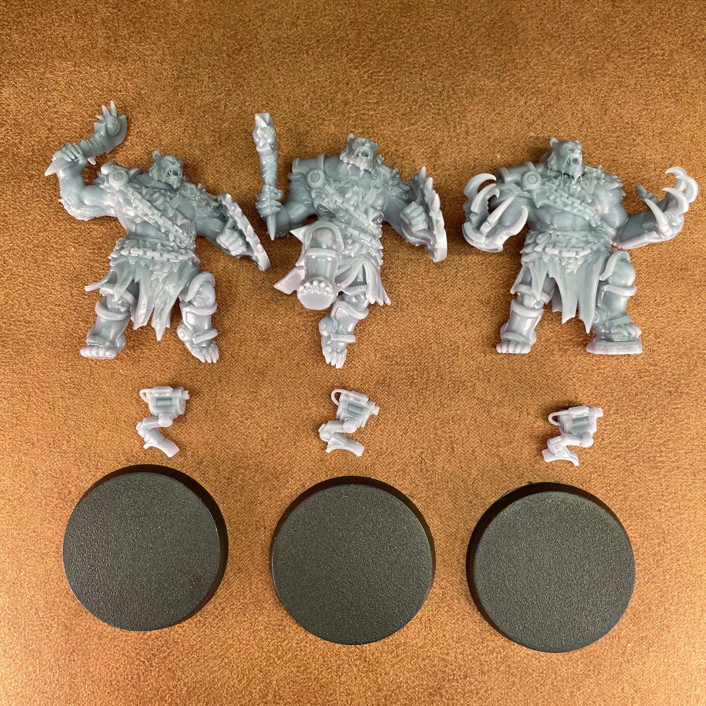 space bear marine soldiers that are bears in 32mm scale resin miniature figure models