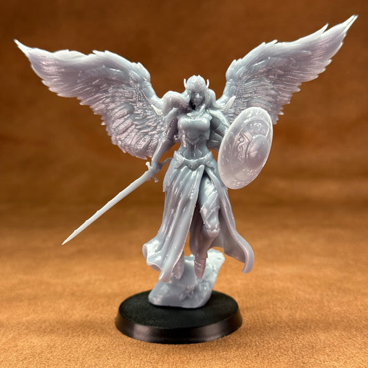 angels 32mm scale resin miniature figure for dungeons and dragons 