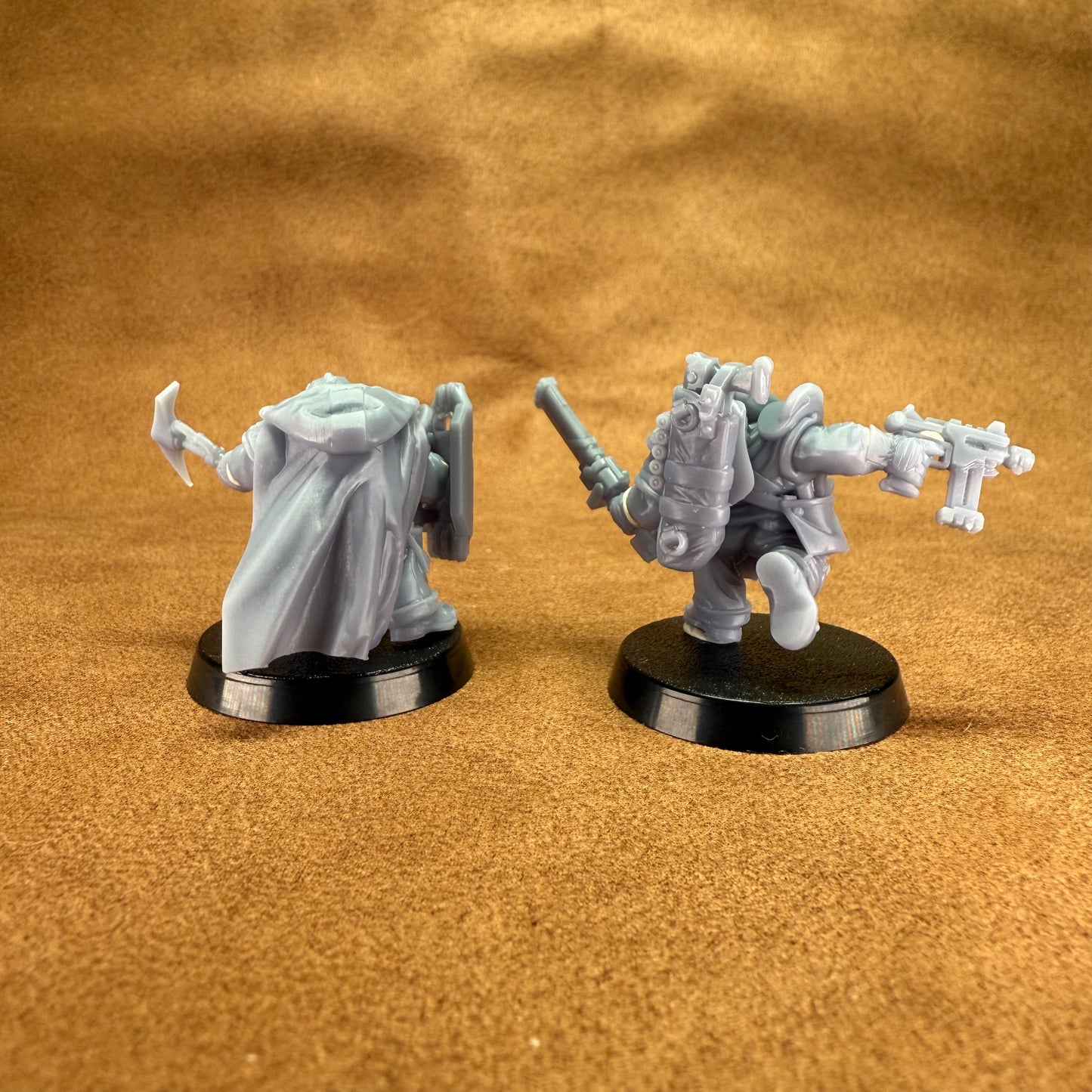 Space Dwarf roughnecks 32mm scale miniature model mining picks soldiers votann