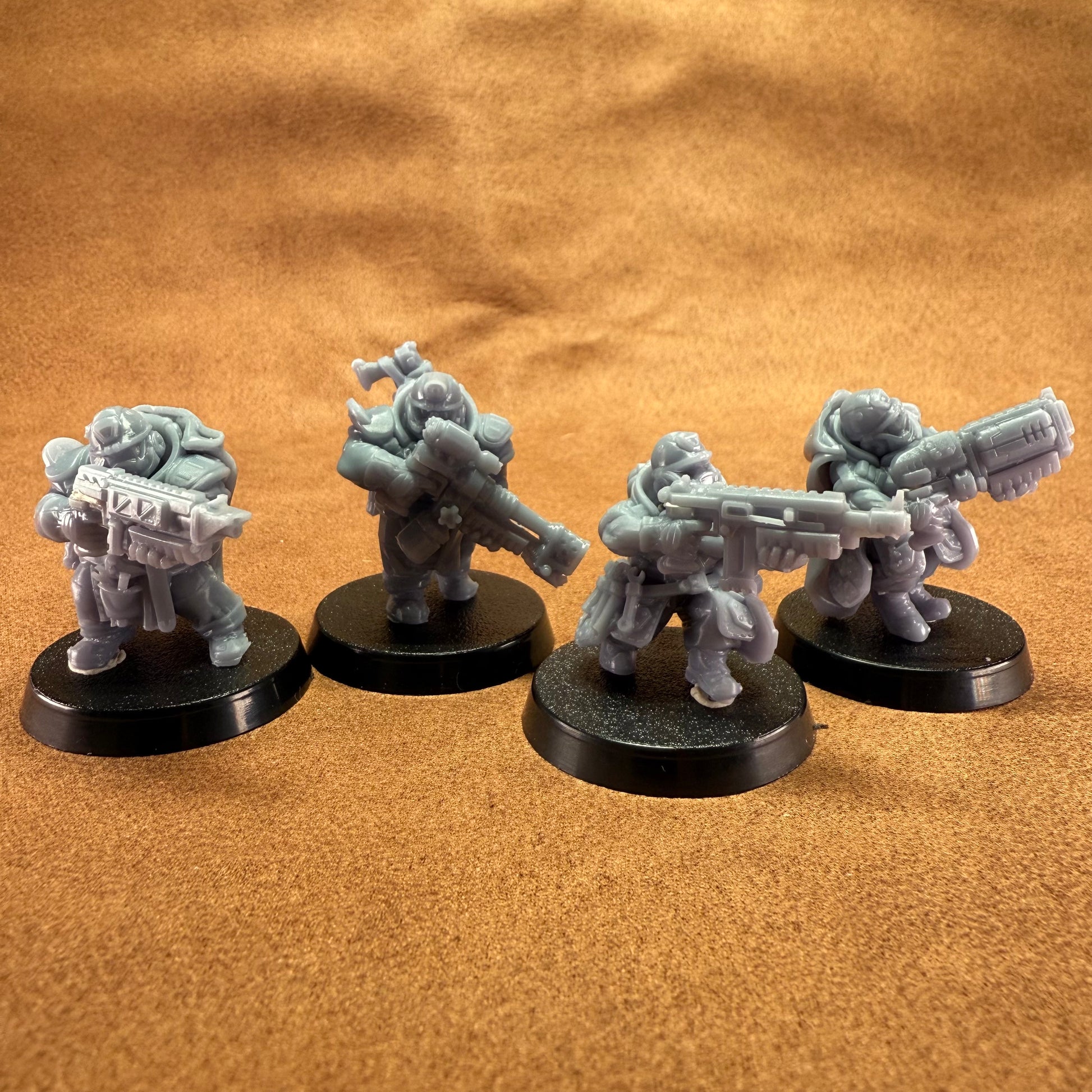 Space Dwarf roughnecks 32mm scale miniature model mining picks soldiers votann troopers