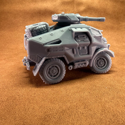 Space Dwarves dwarf miniature vehicle with turret and machine guns 32mm scale model tank