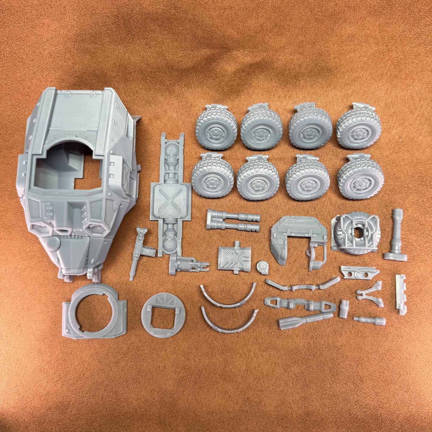Space Dwarves dwarf miniature vehicle with turret and machine guns 32mm scale model tank