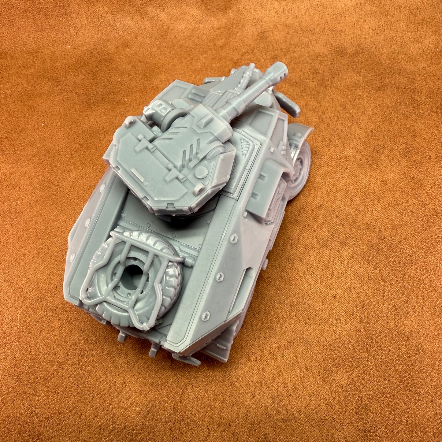 Space Dwarves dwarf miniature vehicle with turret and machine guns 32mm scale model tank