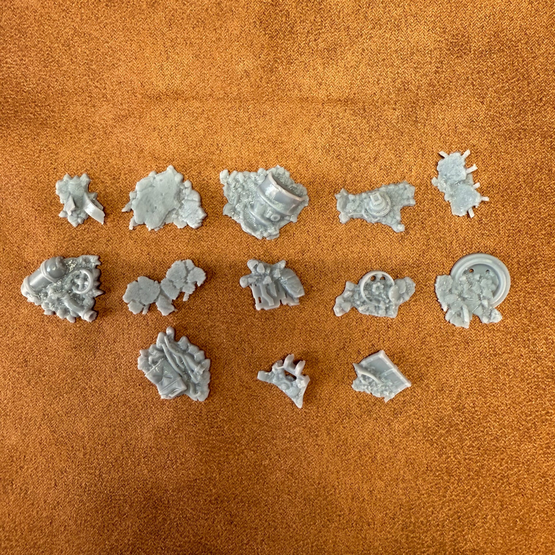 Space Dwarf roughnecks 32mm scale miniature model mining picks soldiers votann base toppers
