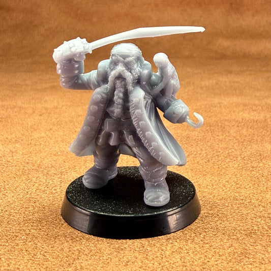 Pirate 32mm scale resin miniature figure for dungeons and dragons 