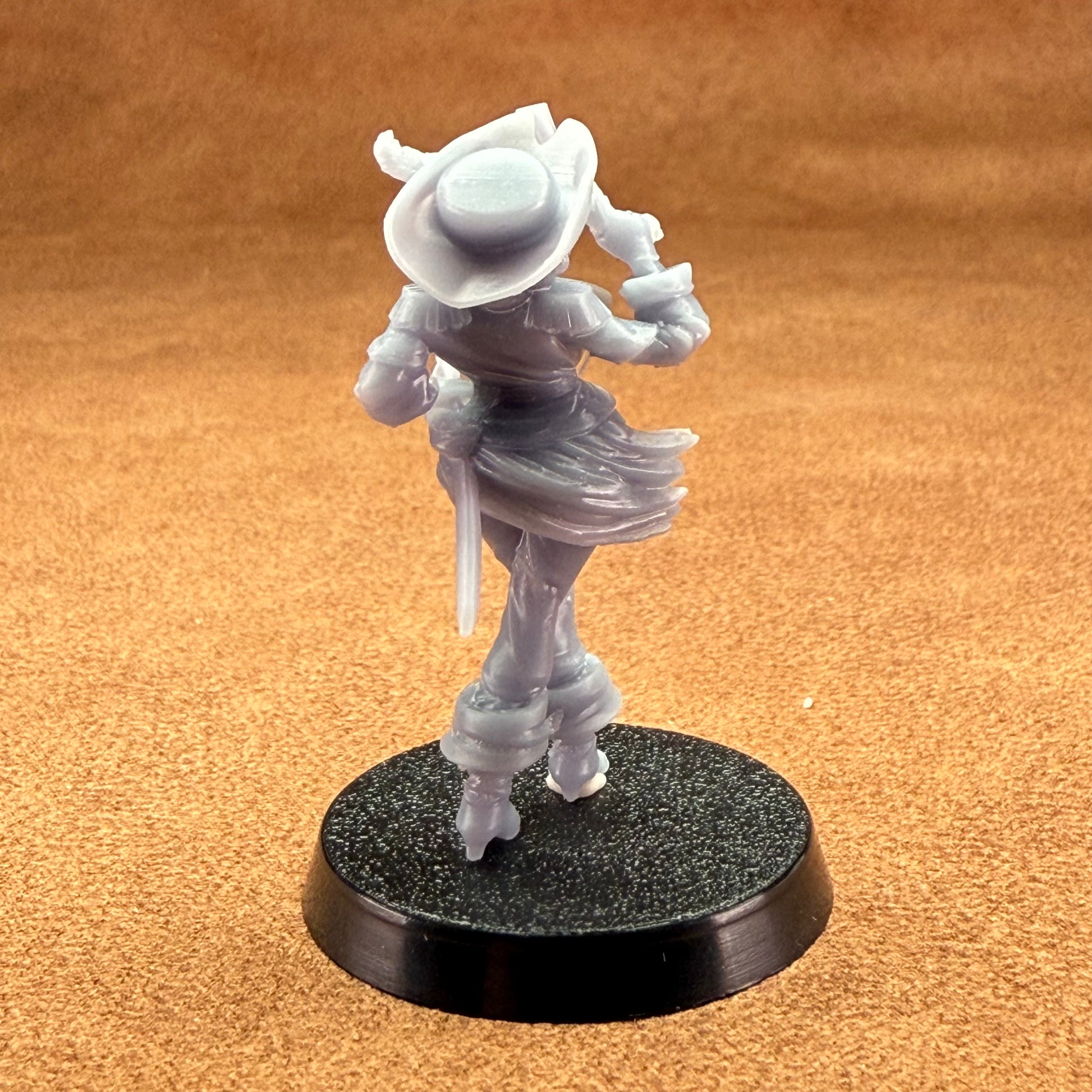 Pirate 32mm scale resin miniature figure for dungeons and dragons 