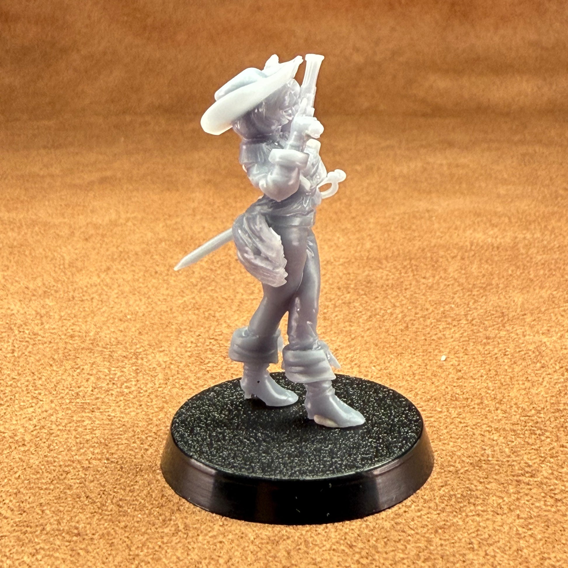 Pirate 32mm scale resin miniature figure for dungeons and dragons 