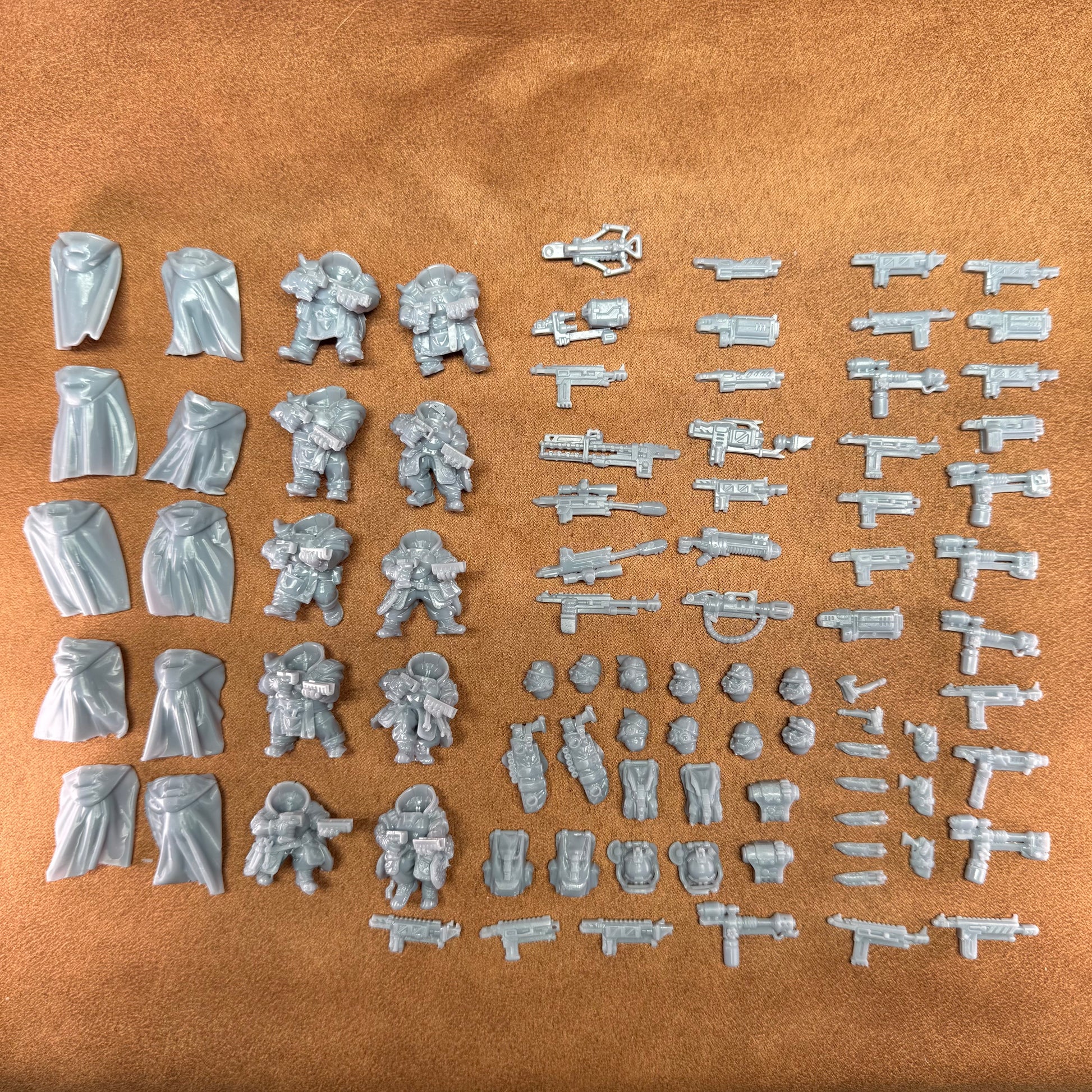 Space Dwarf roughnecks 32mm scale miniature model mining picks soldiers votann troopers