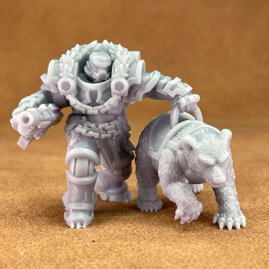 space bear marine with unarmoured bear cubs in 32mm scale resin miniature figure models