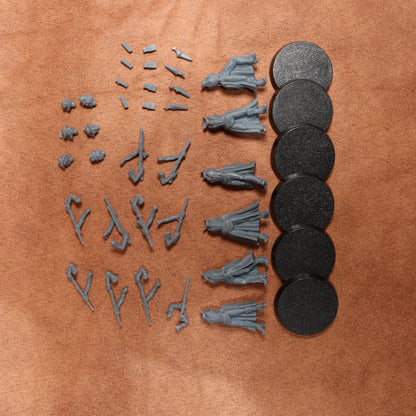 Unassembled Ordinatae Venatrices kit with six bodies, separate heads, rifle arms and six round bases