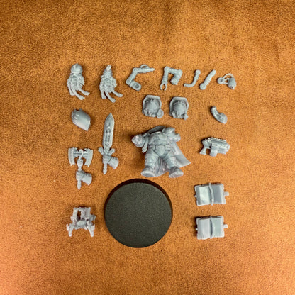 Space Dwarf roughnecks 32mm scale miniature model mining picks soldiers votann warden leader